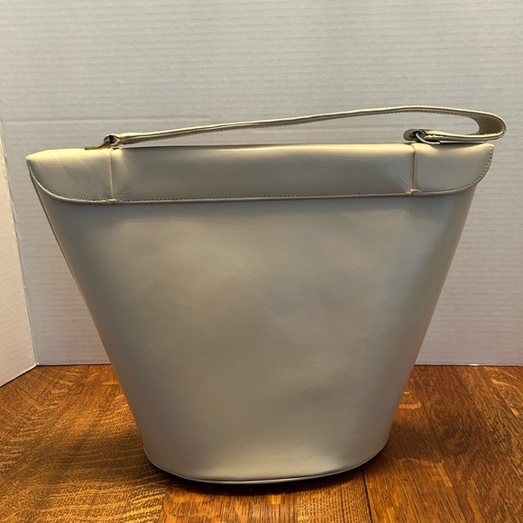 Vintage Normandie Cream Leather Handbag - Picture 2 of 14